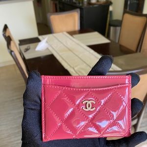 **SOLD Hot pink patent leather Chanel Card Holder